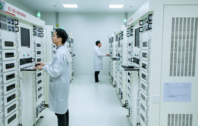 南昌縣(小藍經開區(qū)) 扛起工業(yè)大旗 助力省會擔當 強化新興能源技術研發(fā)